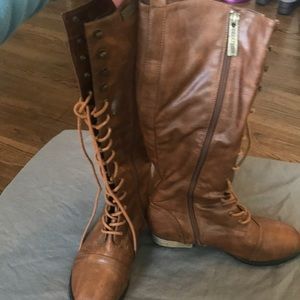 Zip up/ laced boots
